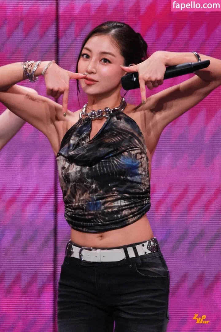 Jihyo Onlyfans Photo Gallery 