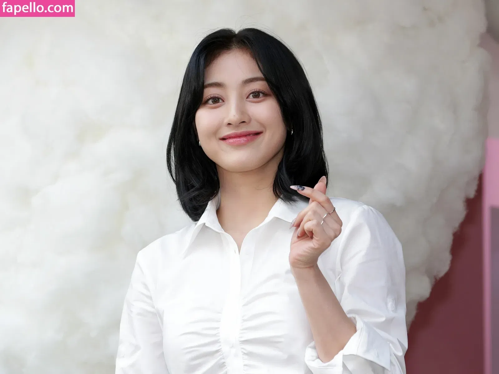 Jihyo Onlyfans Photo Gallery 