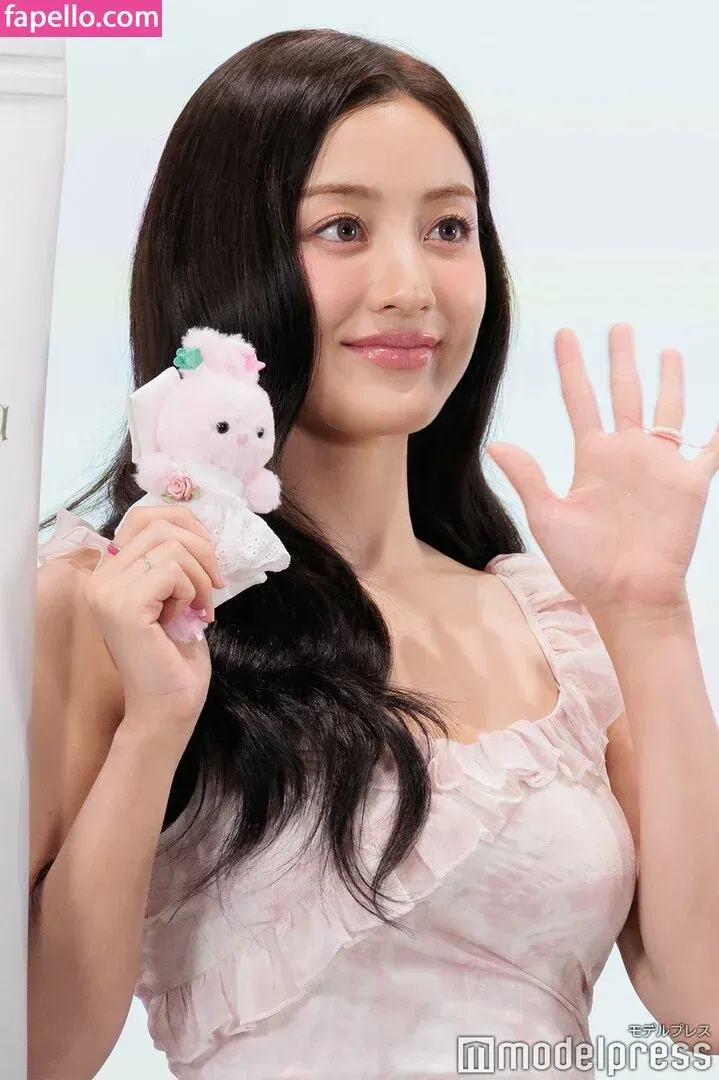 Jihyo Onlyfans Photo Gallery 