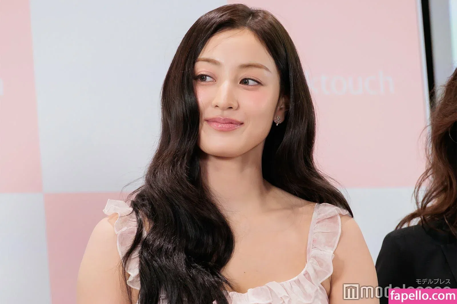 Jihyo Onlyfans Photo Gallery 