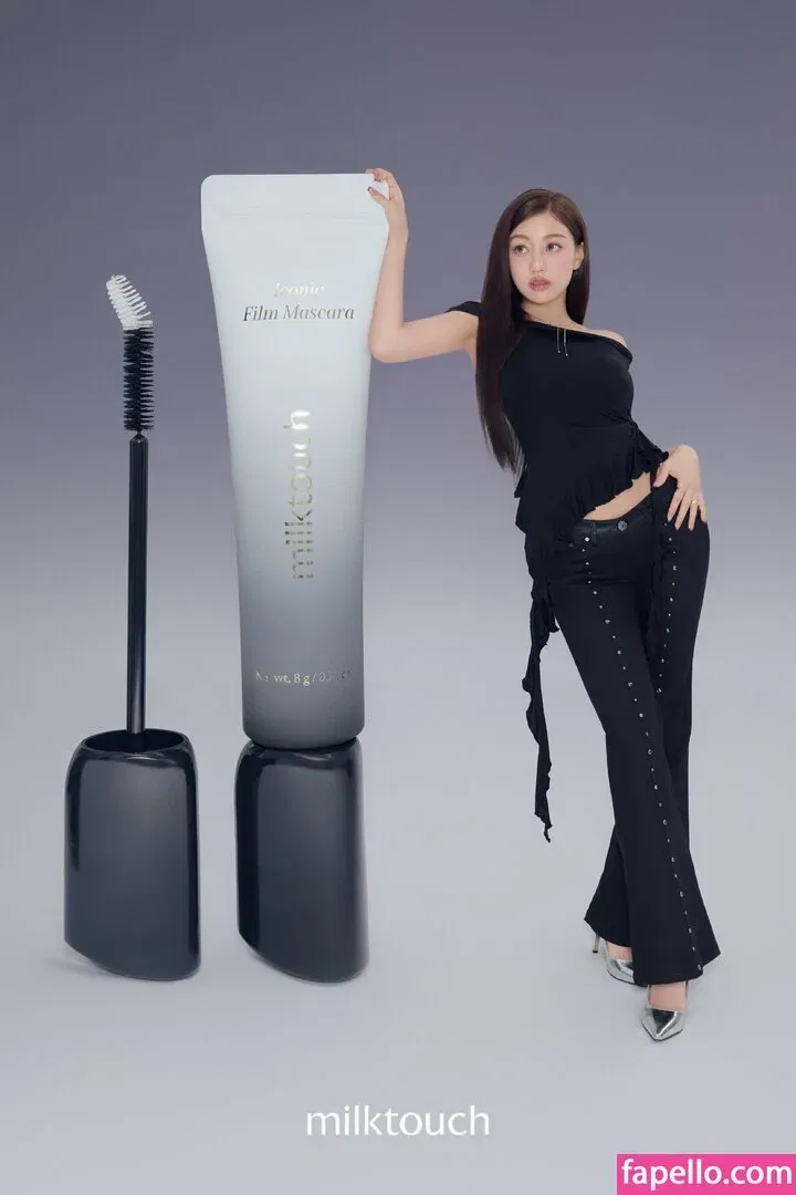 Jihyo Onlyfans Photo Gallery 