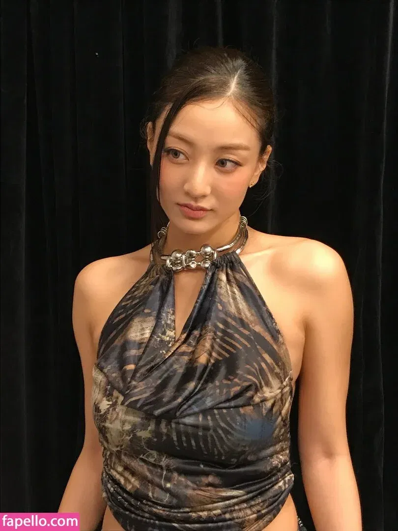 Jihyo Onlyfans Photo Gallery 