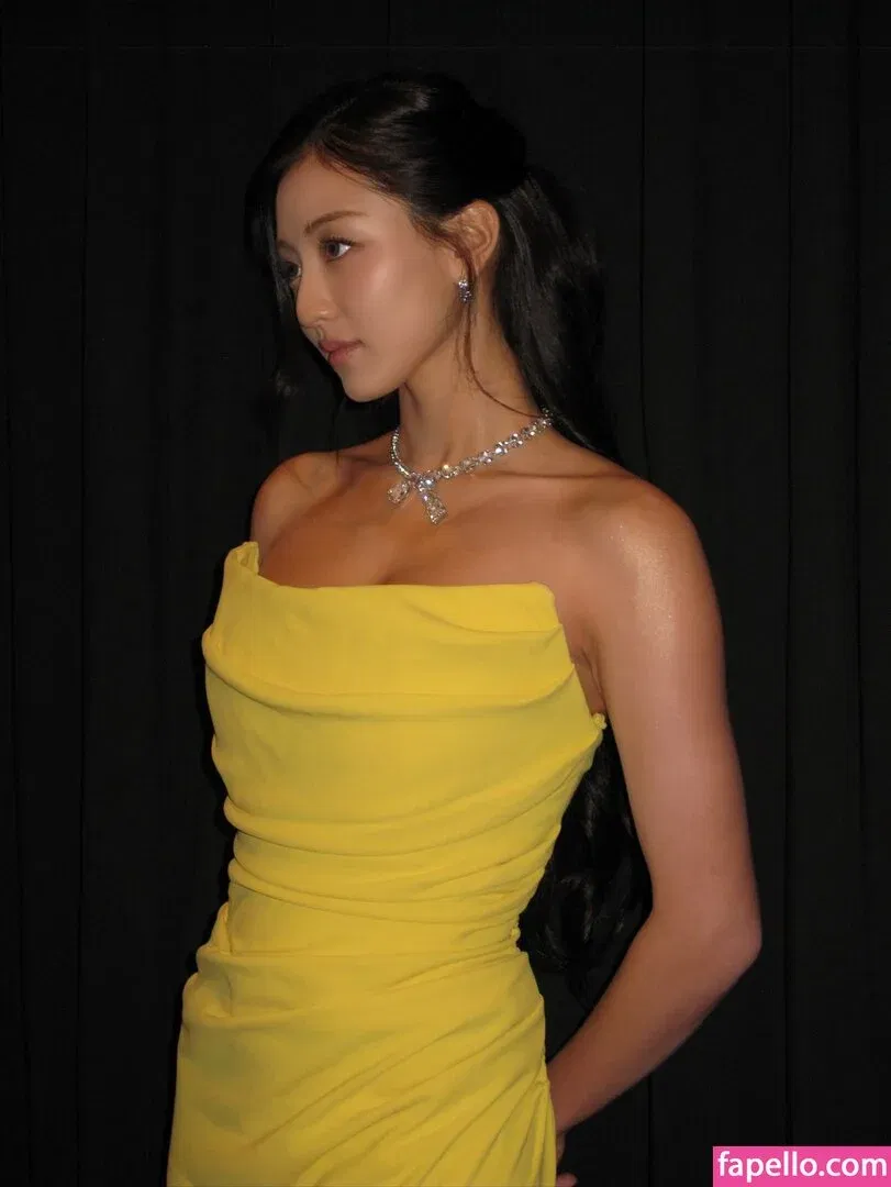 Jihyo Onlyfans Photo Gallery 