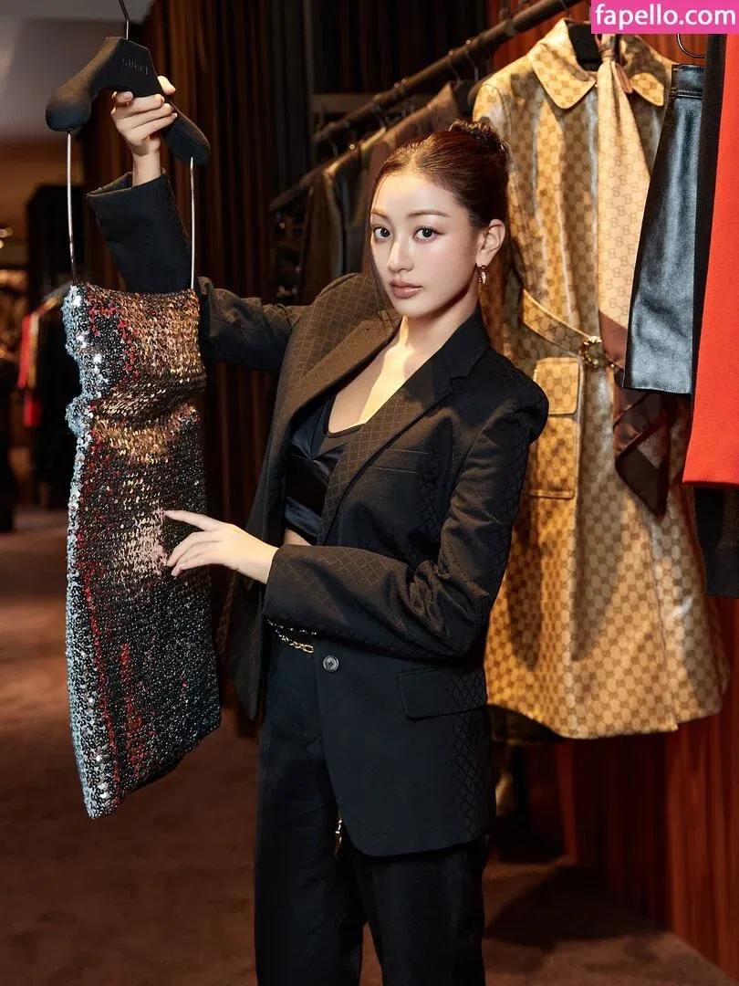 Jihyo Onlyfans Photo Gallery 