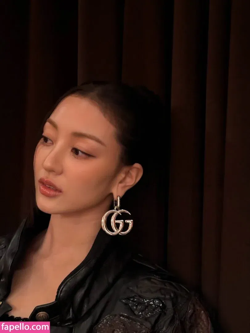 Jihyo Onlyfans Photo Gallery 