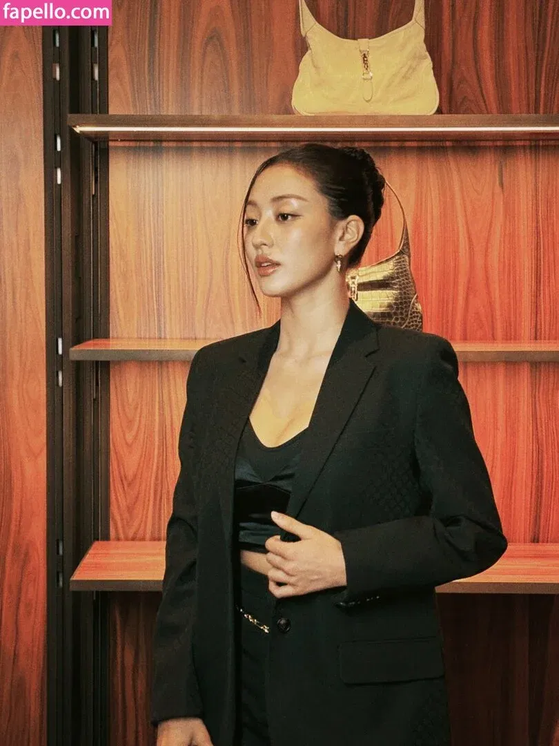 Jihyo Onlyfans Photo Gallery 