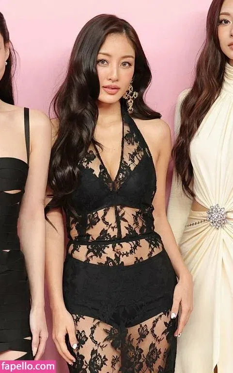 Jihyo Onlyfans Photo Gallery 