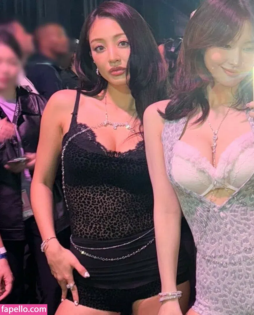 Jihyo Onlyfans Photo Gallery 