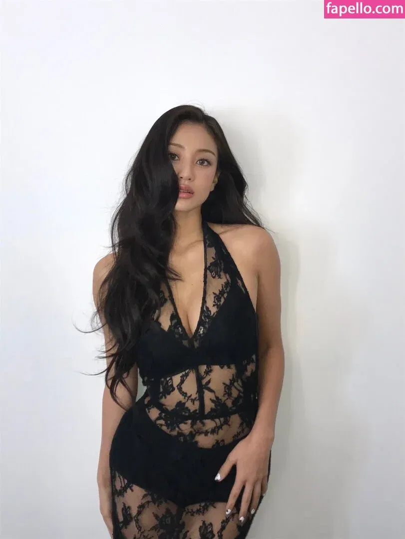 Jihyo Onlyfans Photo Gallery 