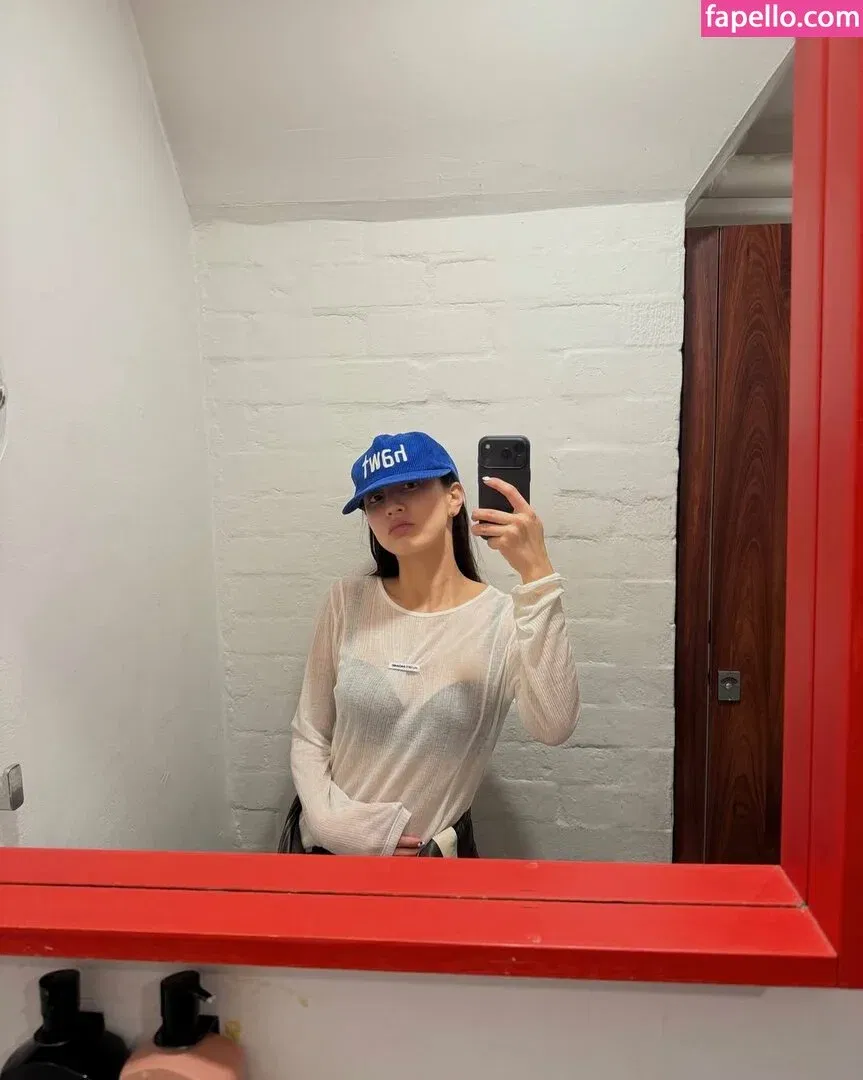 Jihyo Onlyfans Photo Gallery 