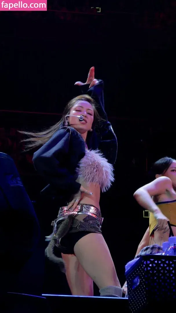 Jihyo Onlyfans Photo Gallery 