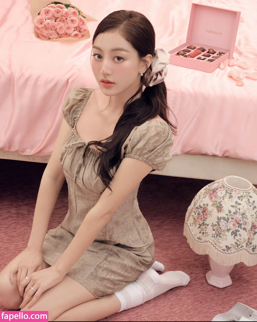 Jihyo Onlyfans Photo Gallery 