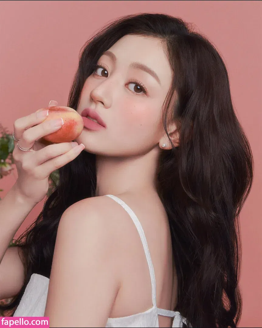 Jihyo Onlyfans Photo Gallery 