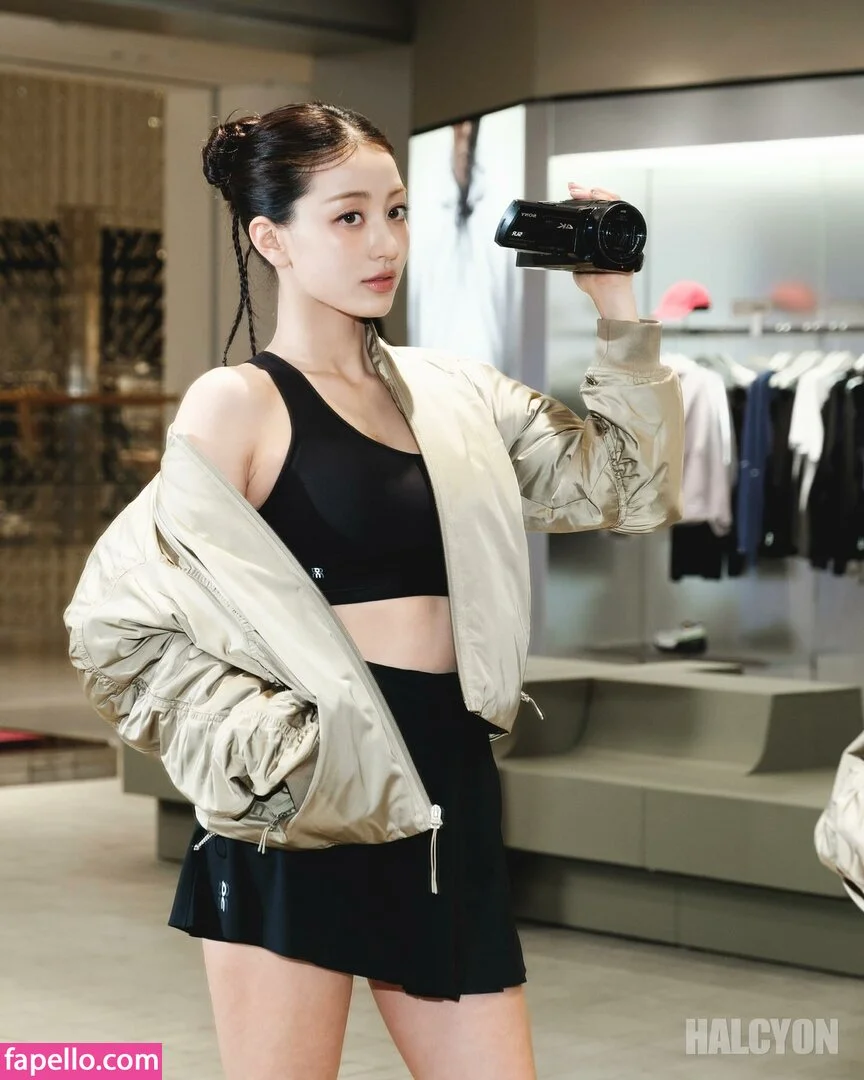 Jihyo Onlyfans Photo Gallery 