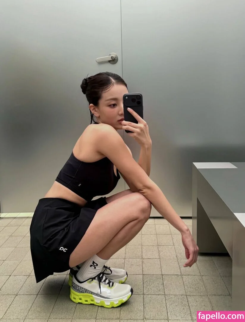 Jihyo Onlyfans Photo Gallery 