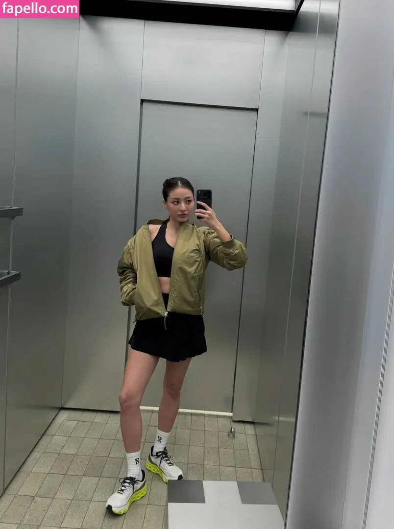 Jihyo Onlyfans Photo Gallery 