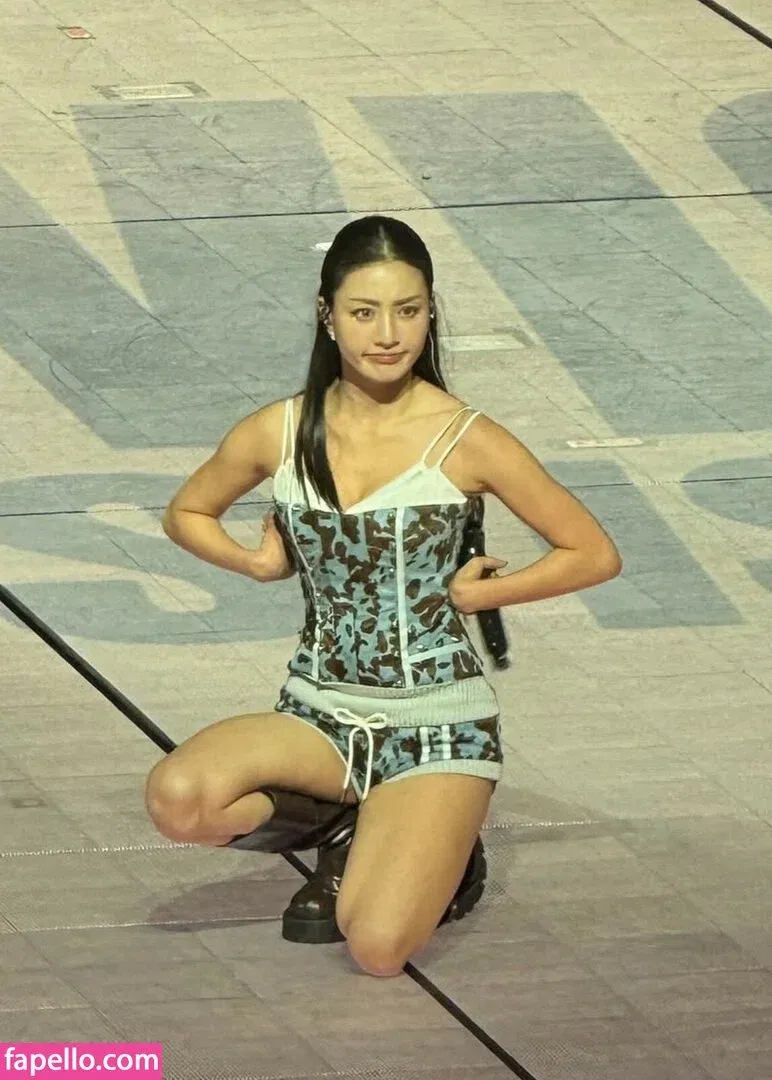 Jihyo Onlyfans Photo Gallery 