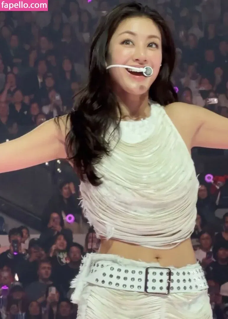 Jihyo Onlyfans Photo Gallery 