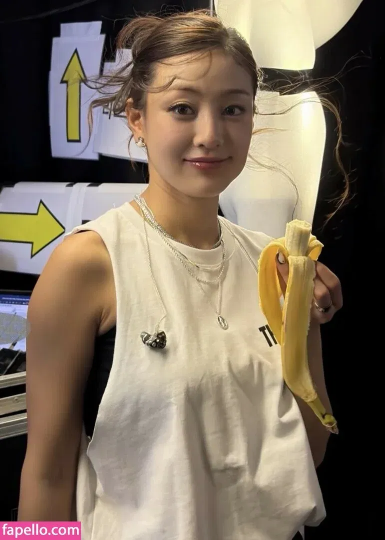 Jihyo Onlyfans Photo Gallery 