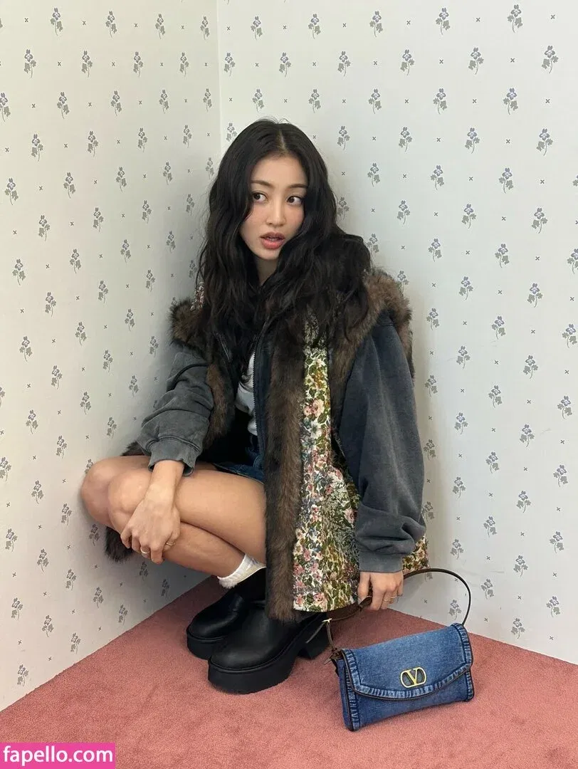 Jihyo Onlyfans Photo Gallery 