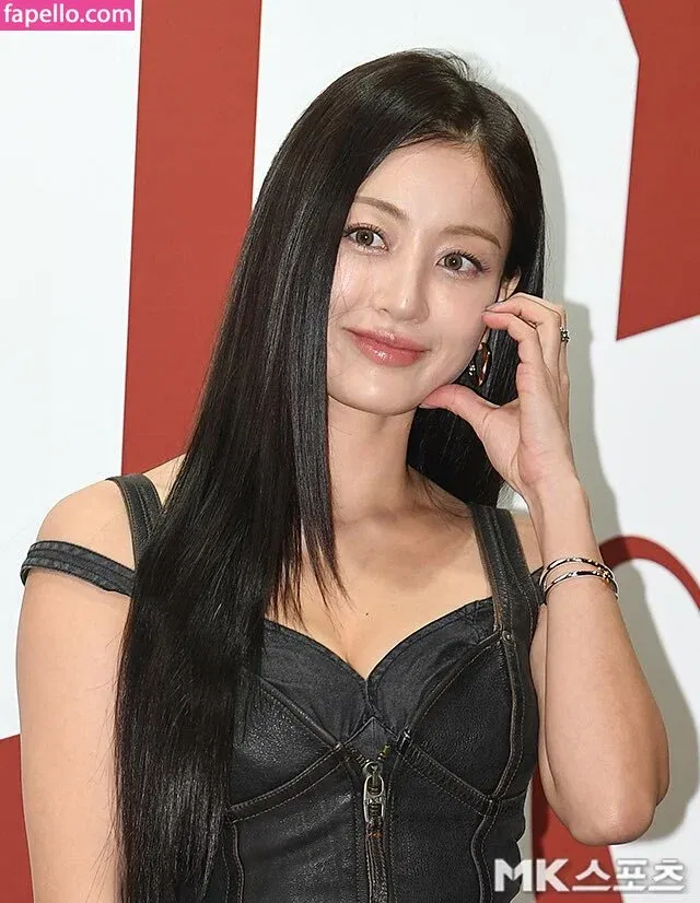 Jihyo Onlyfans Photo Gallery 