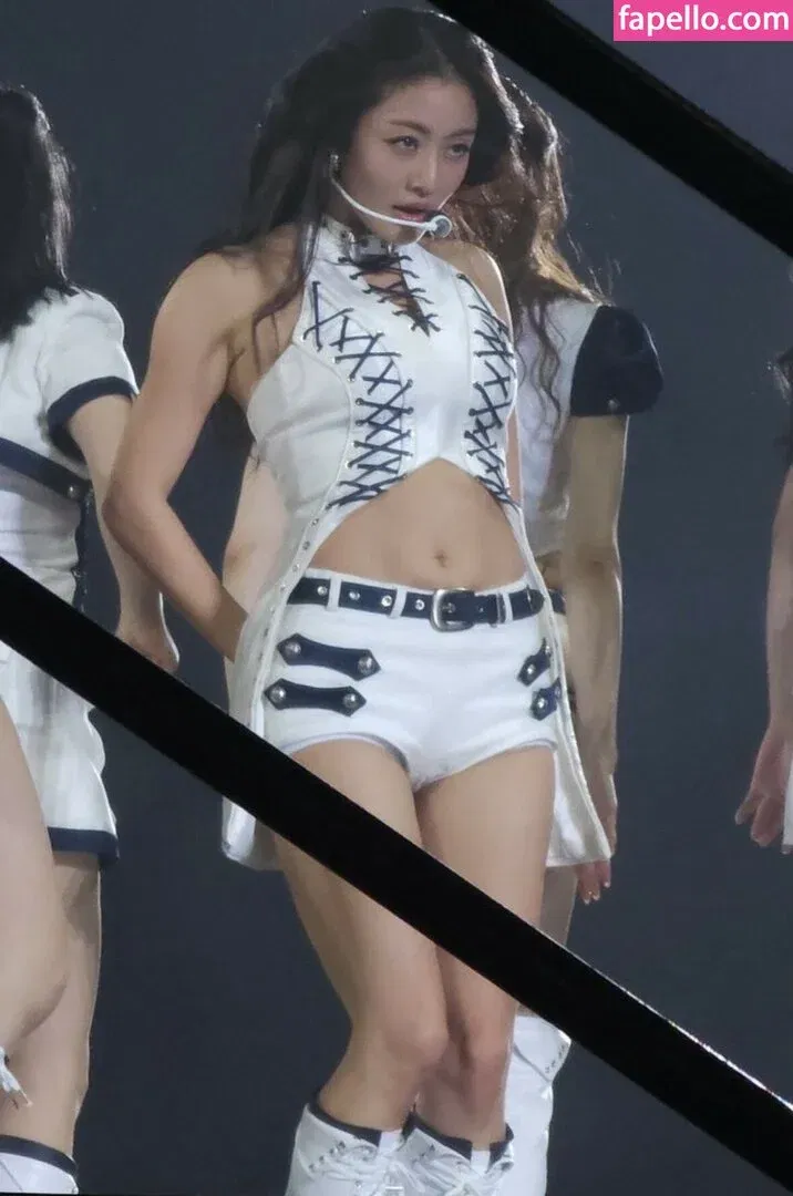 Jihyo Onlyfans Photo Gallery 