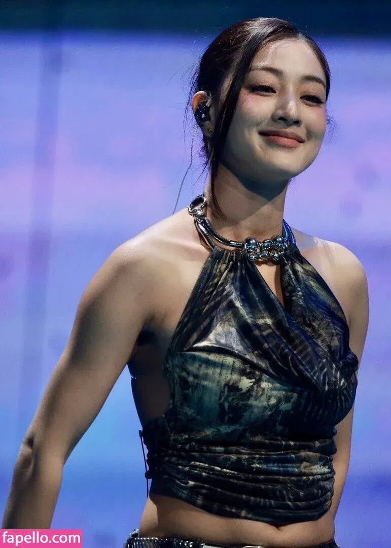 Jihyo Onlyfans Photo Gallery 