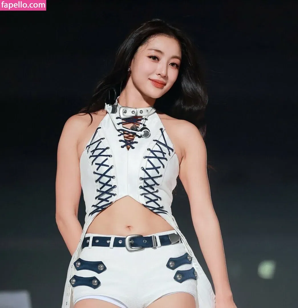 Jihyo Onlyfans Photo Gallery 