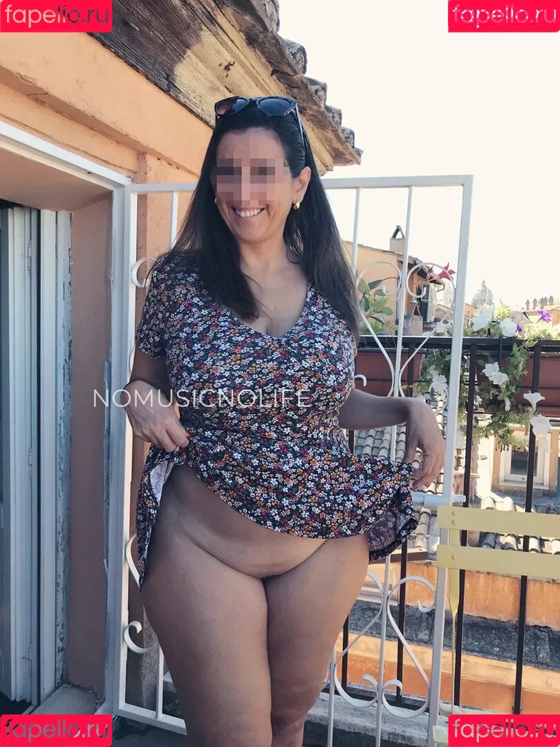 NoMusicNoLife Onlyfans Photo Gallery 