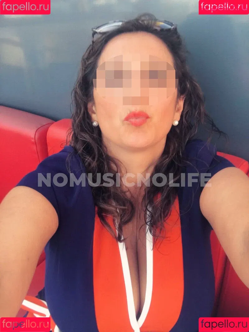 NoMusicNoLife Onlyfans Photo Gallery 