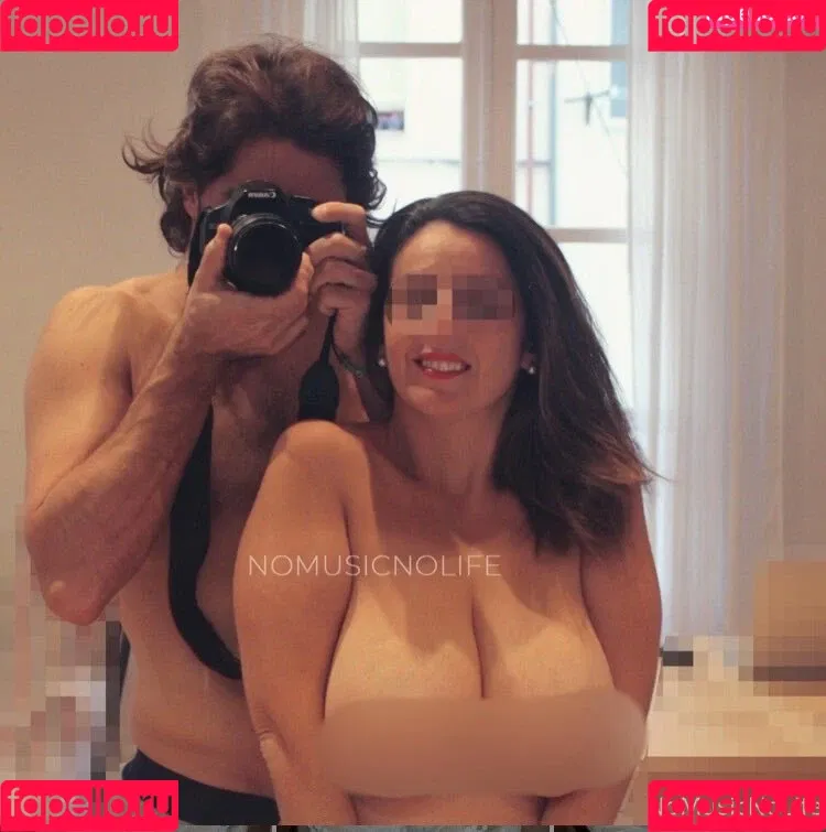NoMusicNoLife Onlyfans Photo Gallery 