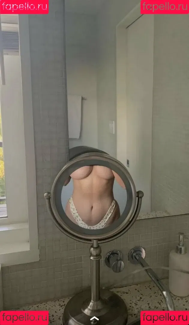 ASMR Heaven Onlyfans Photo Gallery 