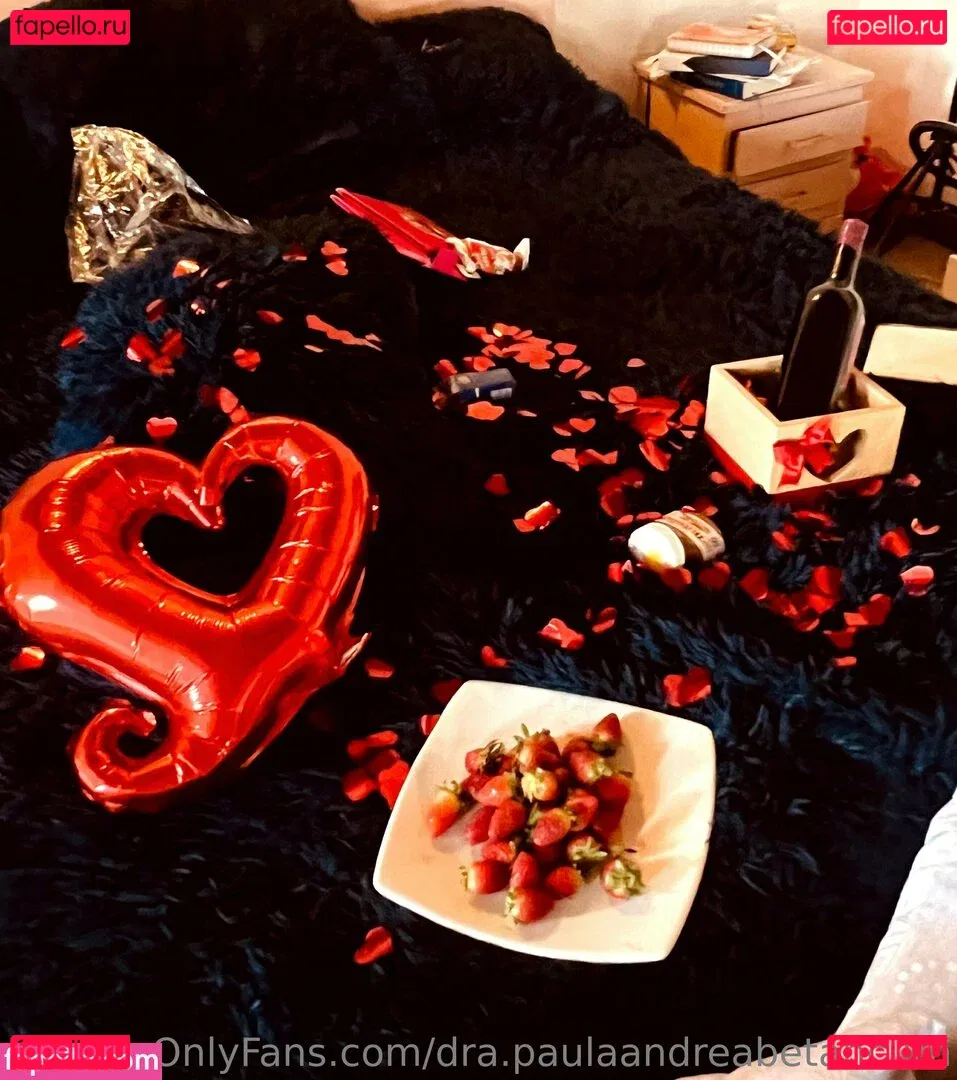 dra.paulaandreabetancurn Onlyfans Photo Gallery 