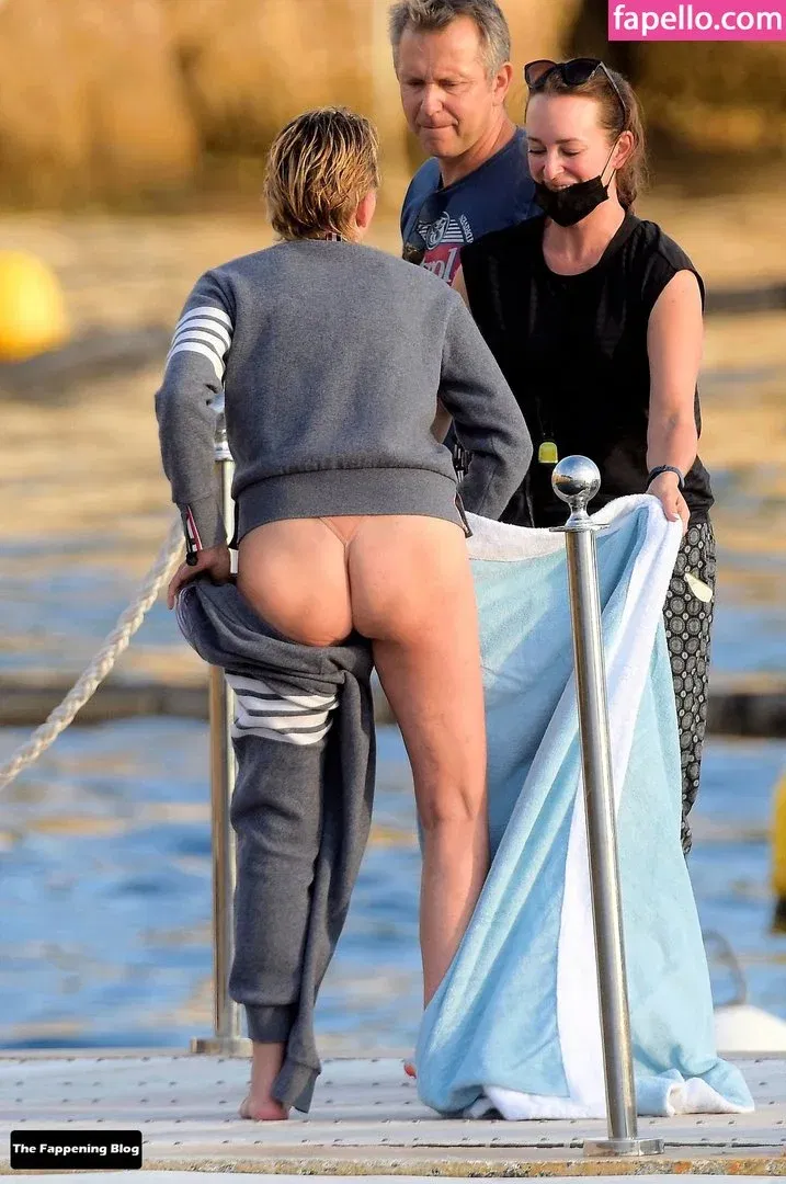 saryass Onlyfans Photo Gallery 