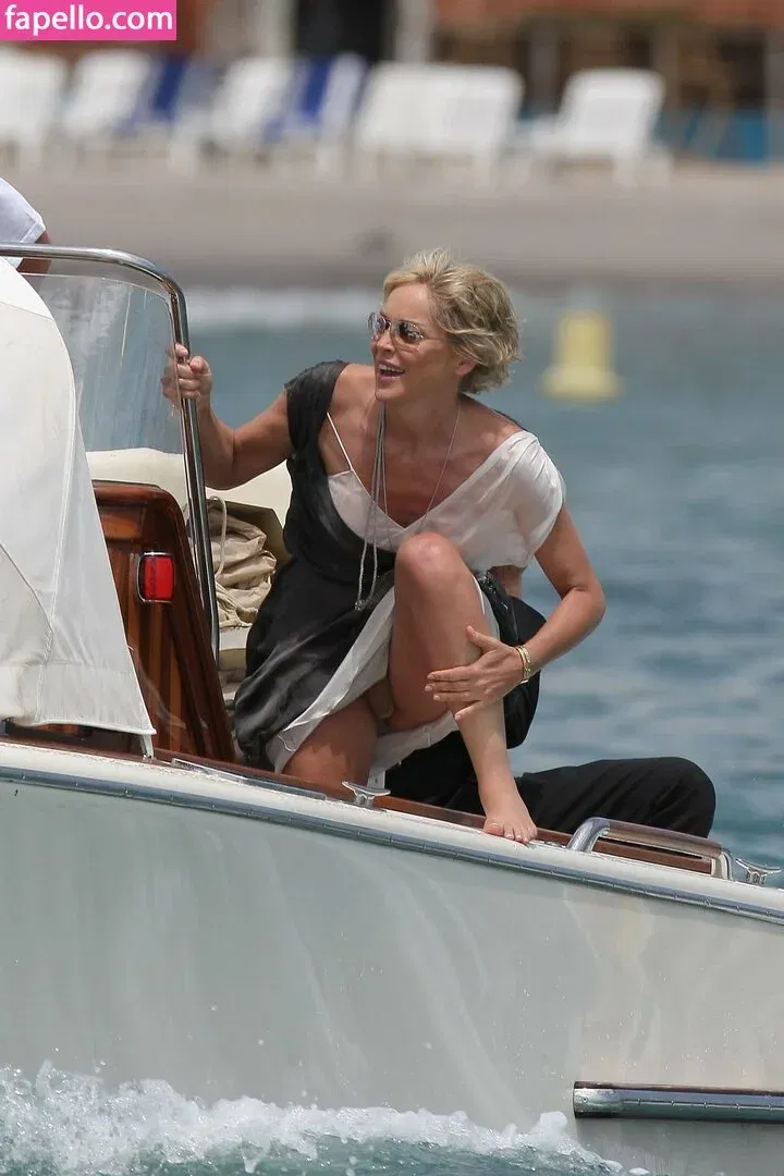 saryass Onlyfans Photo Gallery 