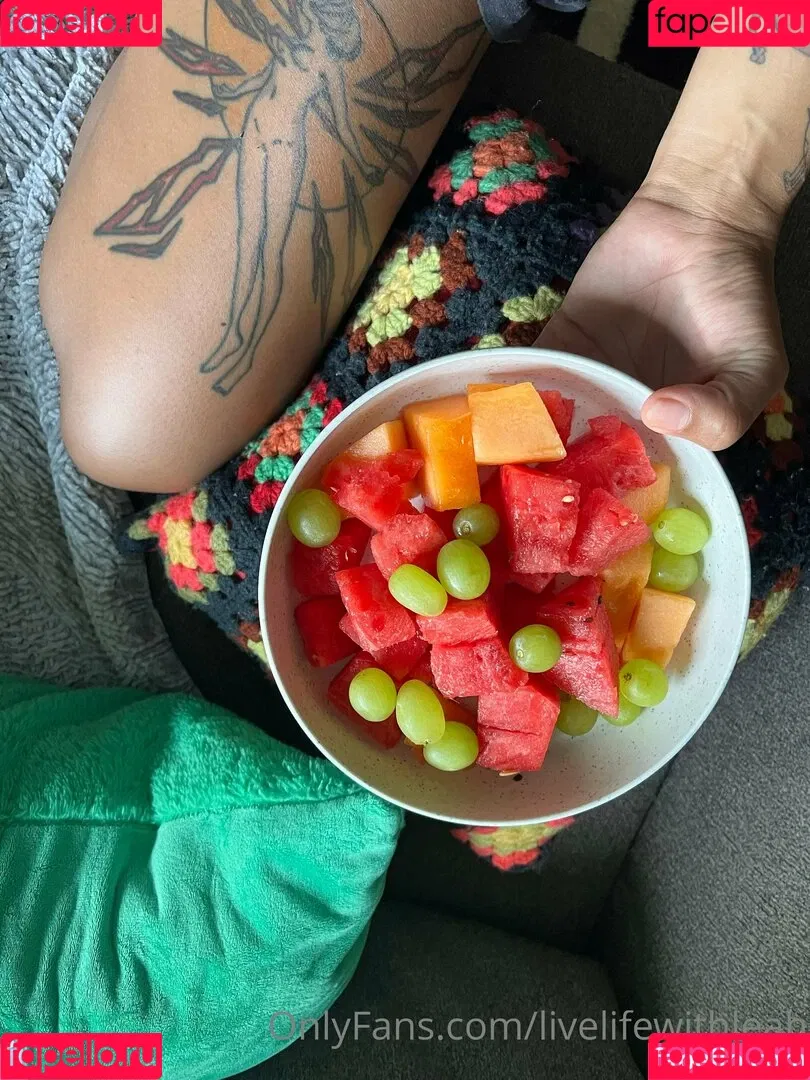 leahsade Onlyfans Photo Gallery 