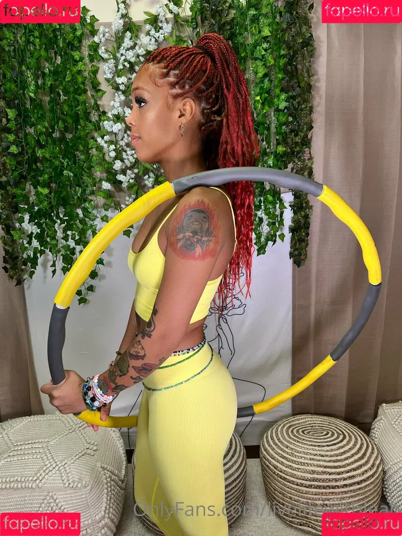 leahsade Onlyfans Photo Gallery 