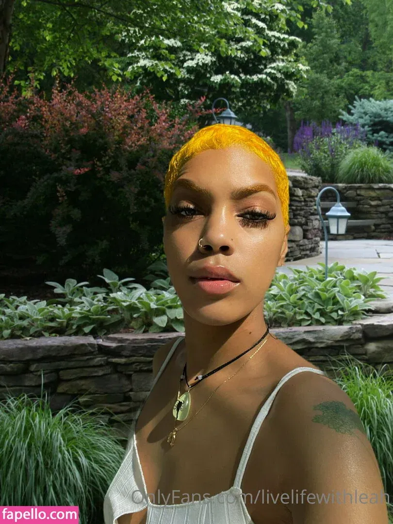 leahsade Onlyfans Photo Gallery 