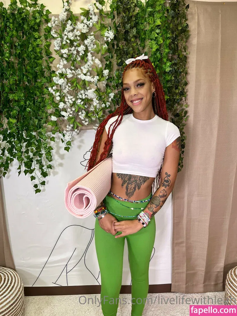 leahsade Onlyfans Photo Gallery 