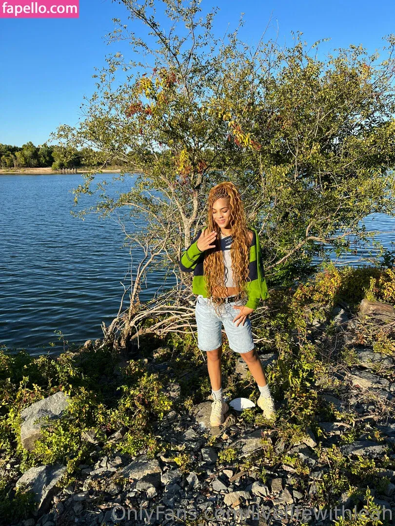 leahsade Onlyfans Photo Gallery 