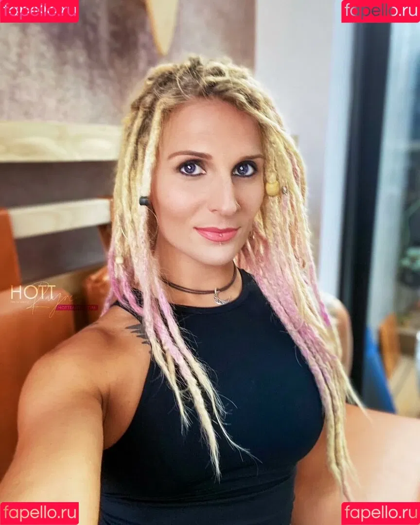 Hottrayne Onlyfans Photo Gallery 