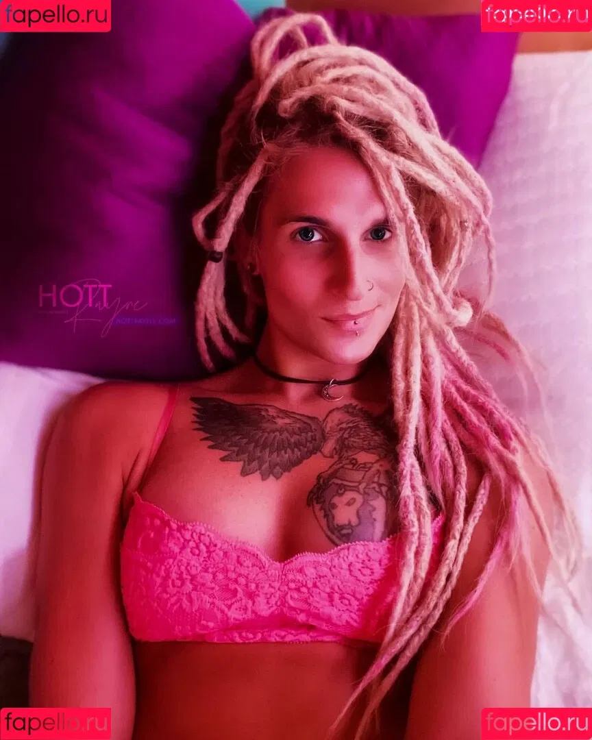 Hottrayne Onlyfans Photo Gallery 