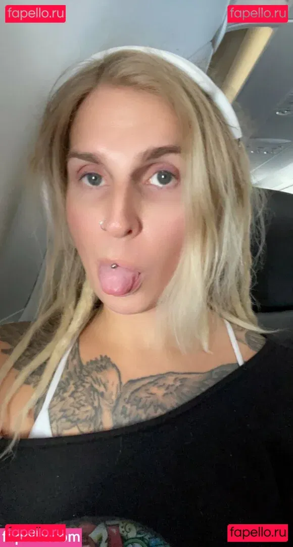 Hottrayne Onlyfans Photo Gallery 