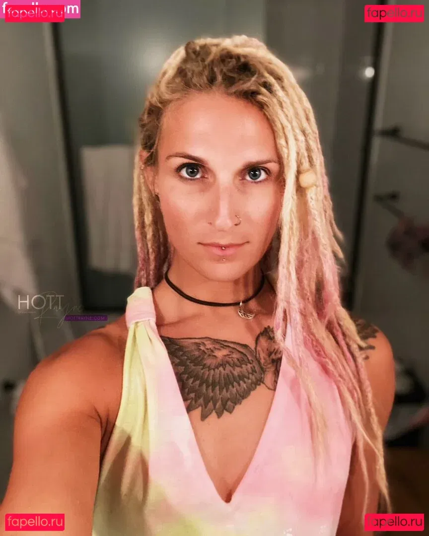 Hottrayne Onlyfans Photo Gallery 