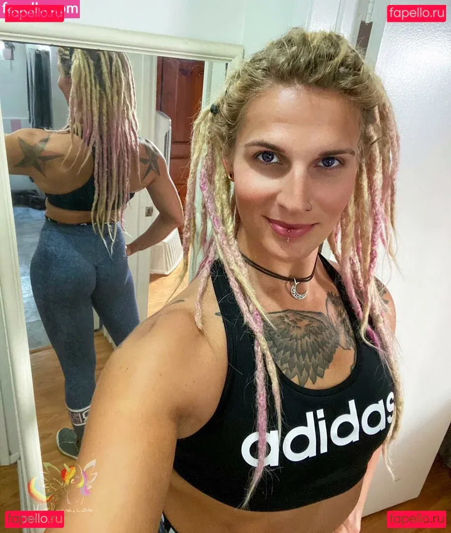 Hottrayne Onlyfans Photo Gallery 