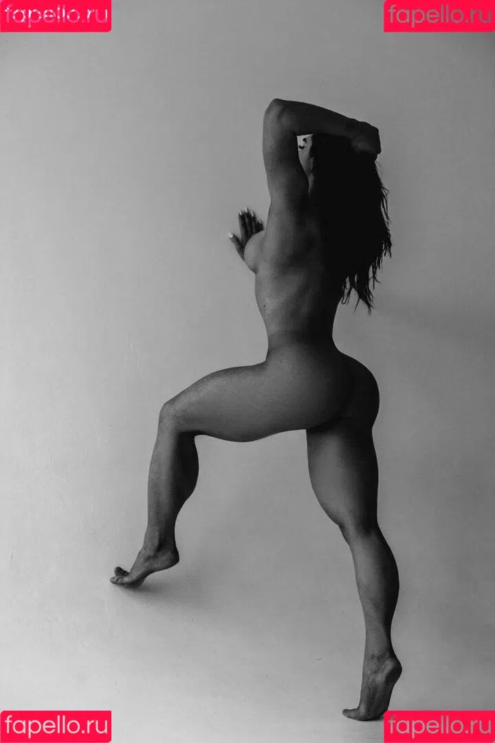 Daria Shuer Onlyfans Photo Gallery 