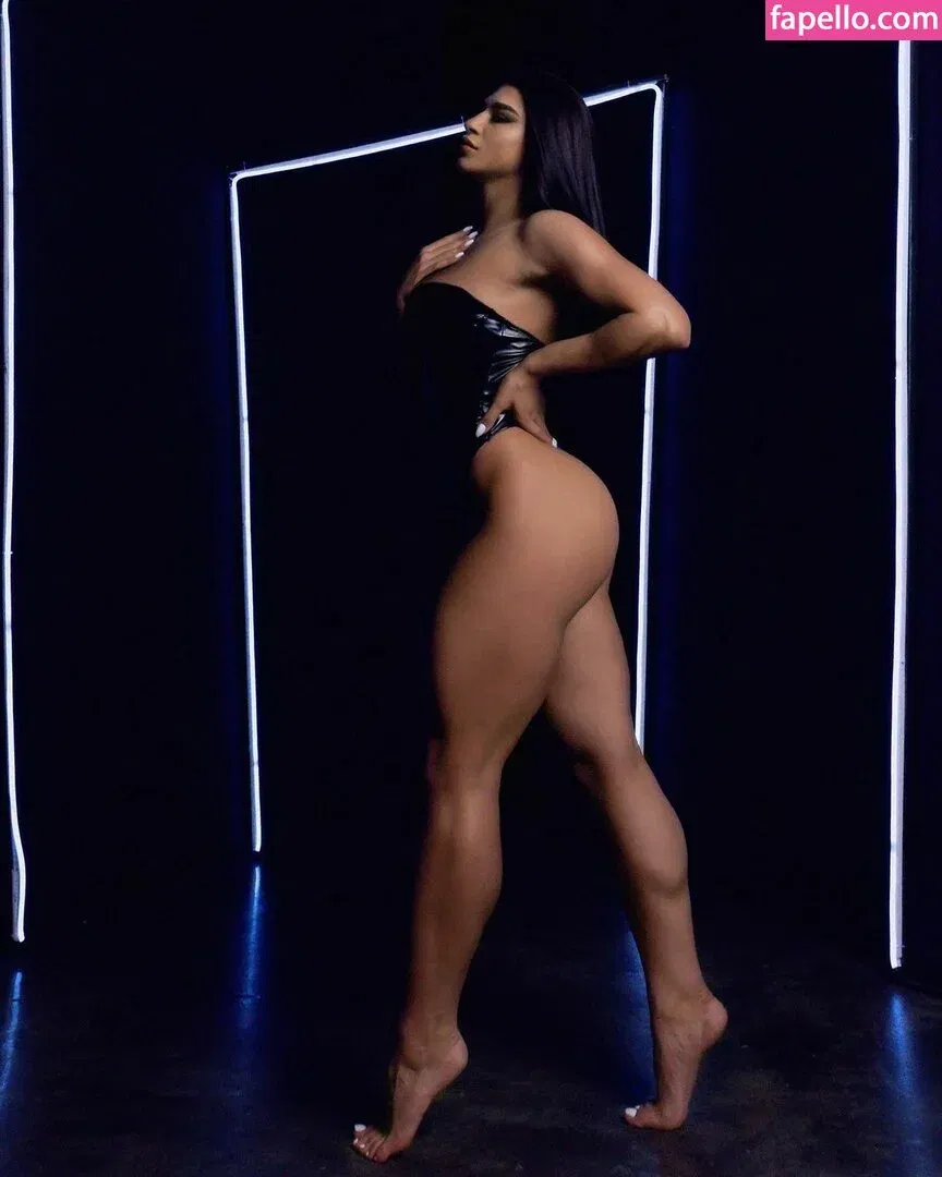 Daria Shuer Onlyfans Photo Gallery 