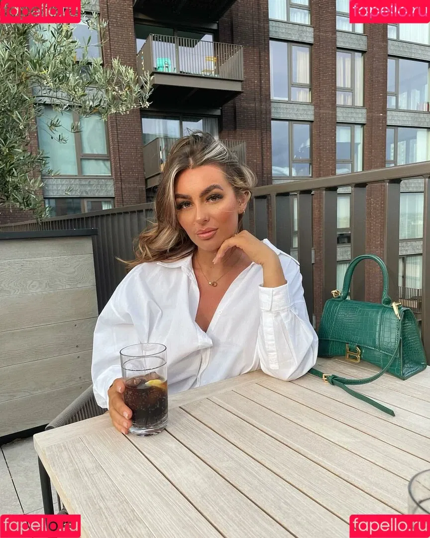 Danielle Tilly Wright Onlyfans Photo Gallery 