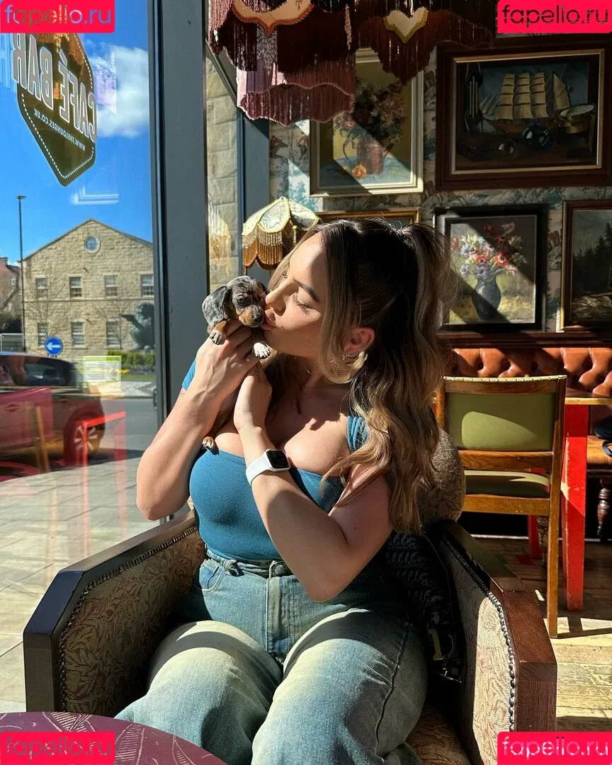 Danielle Tilly Wright Onlyfans Photo Gallery 