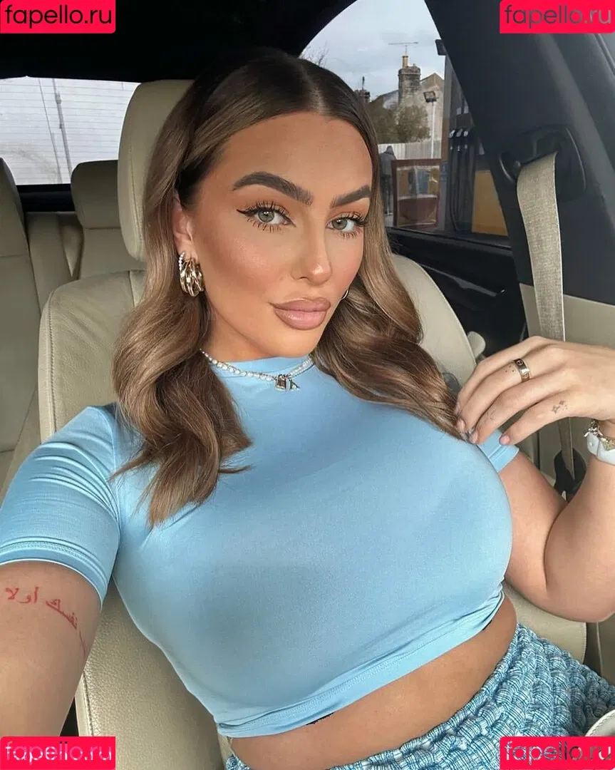 Danielle Tilly Wright Onlyfans Photo Gallery 